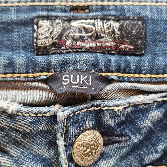 Silver Jeans - Picture 2 of 8